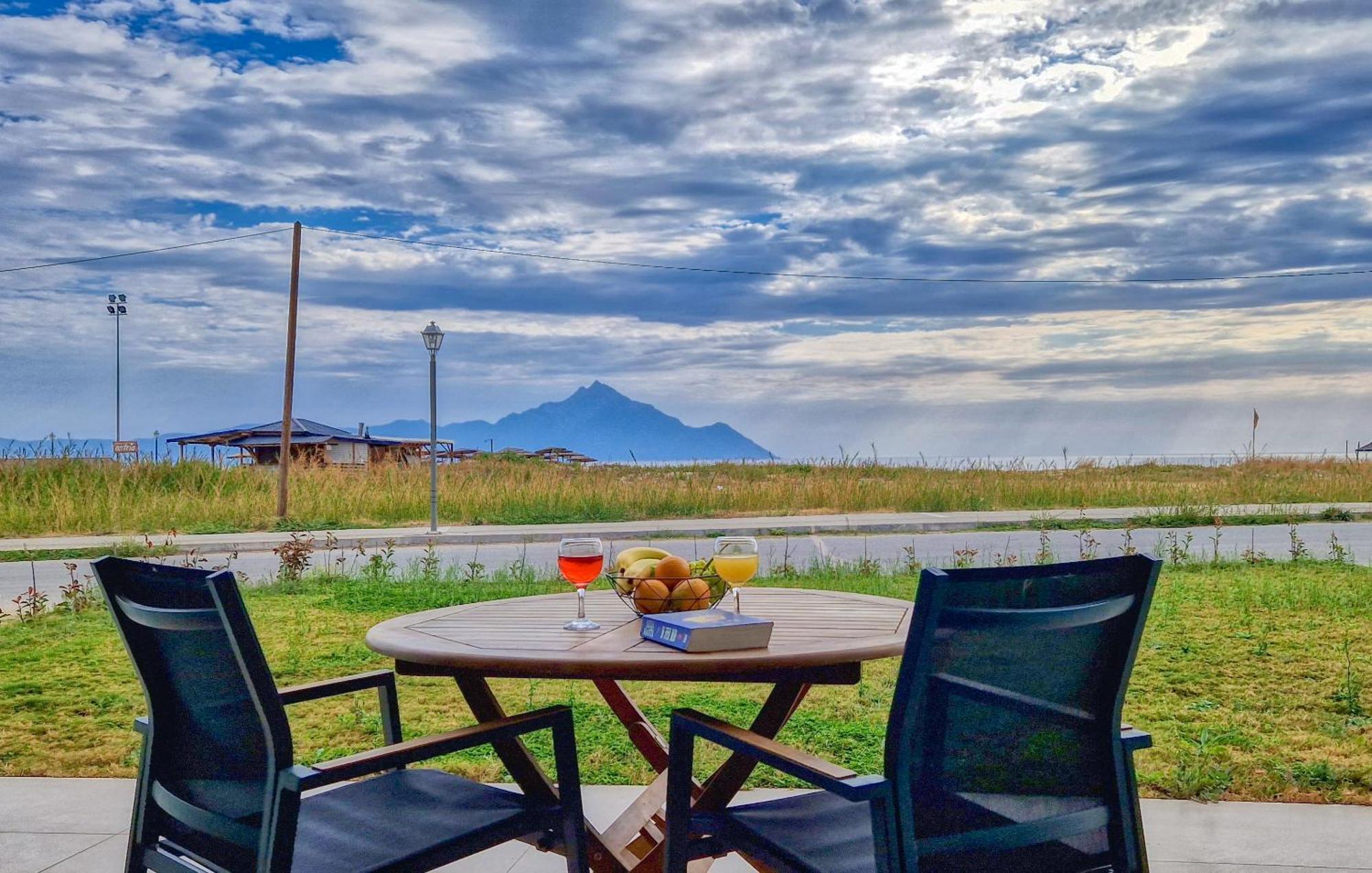 Onar Sarti Luxury Living Apartment ภายนอก รูปภาพ